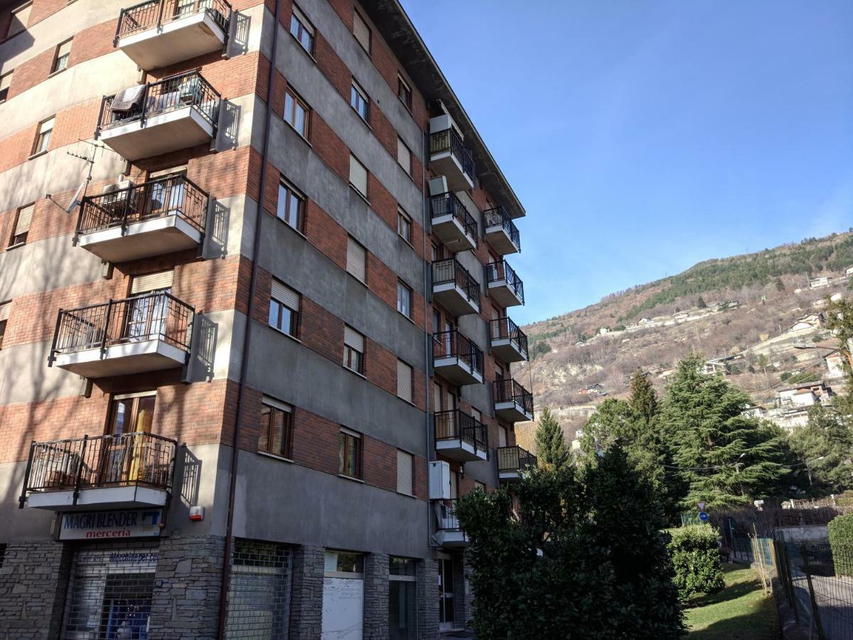 Casa Della Nonna Per Voi Parcheggio Gratuito Condizionatore Portatile Cir 0052 Aosta Kültér fotó